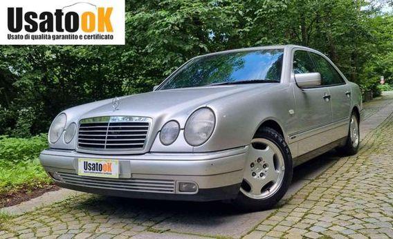 MERCEDES-BENZ E 200 Elegance