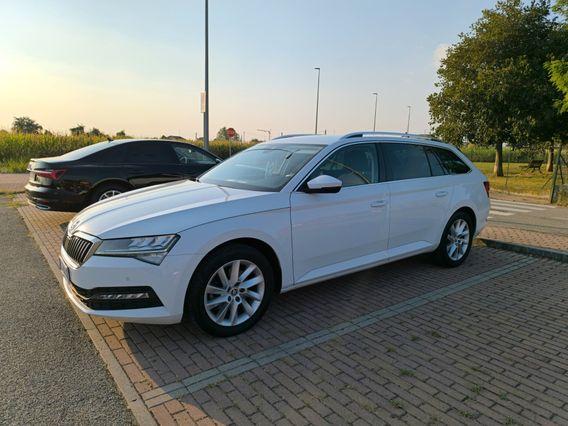 Skoda Superb 2.0 TDI EVO 150 CV SCR DSG Wagon Executive