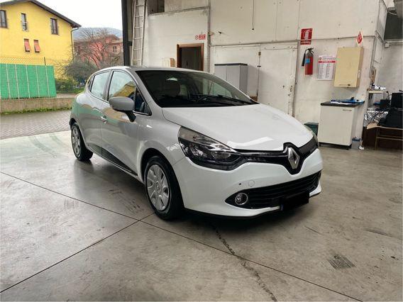 Renault Clio 1.2 75CV GPL 5 porte neopatentati