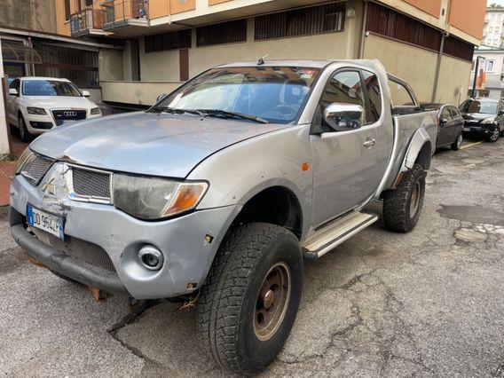 Mitsubishi l200 4x4