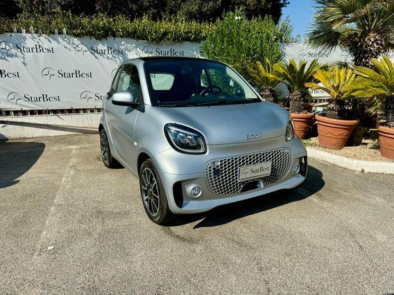 Smart ForTwo EQ Mattrunner (22kW)*argento opaco*ricarichi la tua smart in 30 minuti