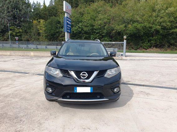 Nissan X-Trail 1.6 dCi 4WD Tekna tetto apribile e panorama 7 posti