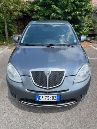 Lancia Ypsilon 1.4 Argento Ecochic GPL