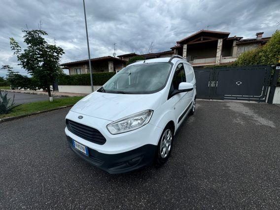 Ford Tourneo Courier Tourneo Courier 1.5 TDCI 95 CV Titanium