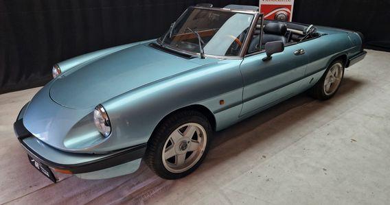 Alfa Romeo Spider 1.6