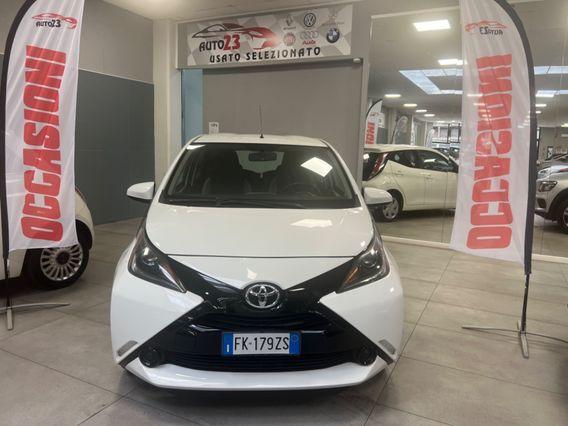 Toyota Aygo 1.0 VVT-i 69 CV 5P. x-black Ok Neopatentati