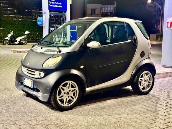 Smart ForTwo 600 54cv 2002 neopatentati