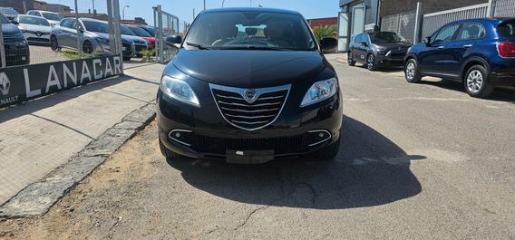 Lancia Ypsilon 1.2 69 CV 5 porte S&S Gold