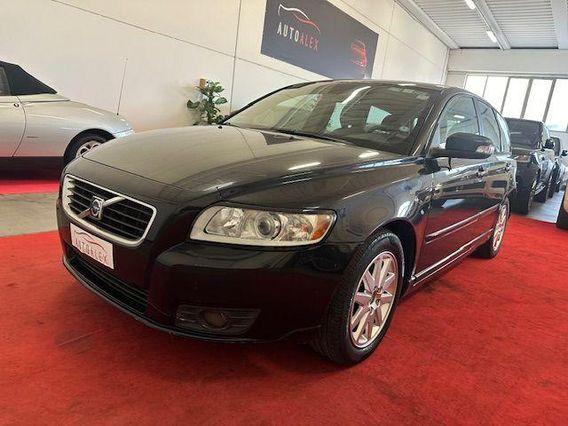 VOLVO - V50 2.0d Kinetic