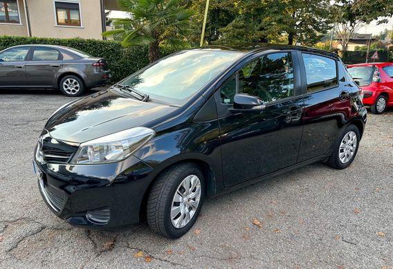 Toyota Yaris 1.0 5 porte Active