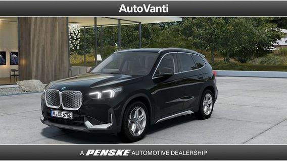 BMW iX1 xDrive 30 xLine