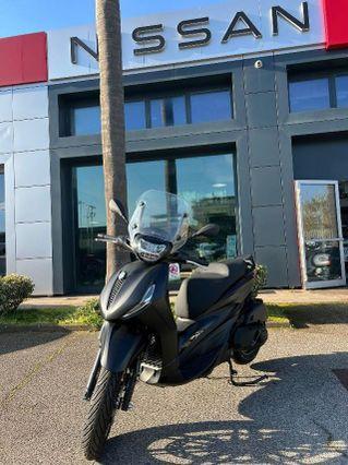 PIAGGIO Beverly 400 i.e. DEEP BLACK