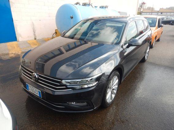 Volkswagen Passat Variant 1.6 TDI SCR DSG Business BMT