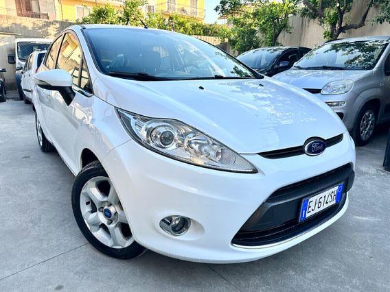 Ford Fiesta 1.2 GPL titanium nuovissima