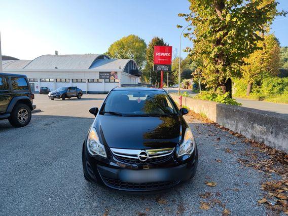 Opel Corsa 1.2Benzina Neopatentati - 2012