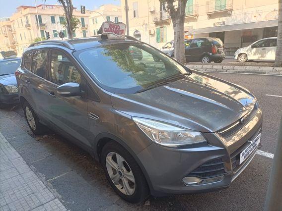 Ford Kuga 2.0 TDCI 140 CV 2WD Titanium