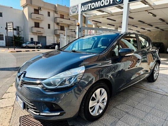 Renault Clio dCi 8V 75 CV 5 porte Navi Ok Neopatentati!!