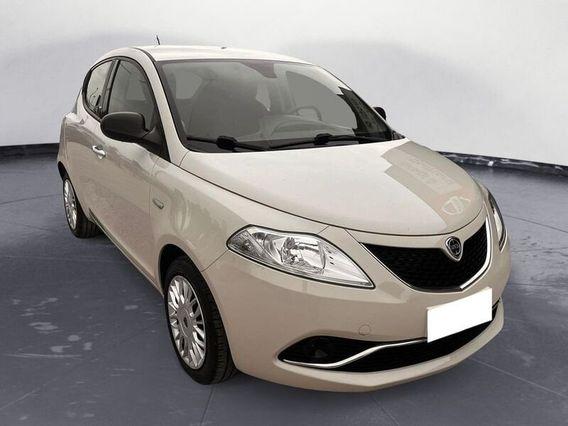 Lancia Ypsilon 5 Porte 1.2 69cv Gold my16 1.2 Gold 69cv my16