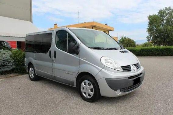 Renault Trafic 2.5 tdCi 115cv 9 posti Motore Nuovo