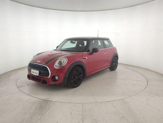 MINI Mini 5 porte Mini 1.5 Cooper D Business 3p auto