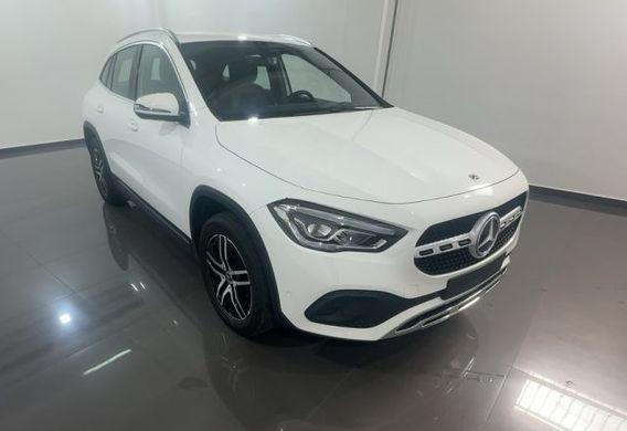 MERCEDES-BENZ GLA 200 d Automatic Sport Plus