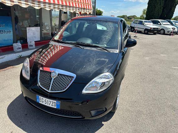 Lancia Ypsilon 1.2 69 CV Argento