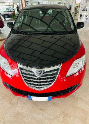 Lancia Ypsilon 1.2 69 CV 5 porte S&S Silver