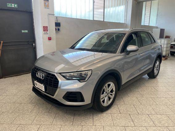 Audi Q3 35 TDI S tronic Business