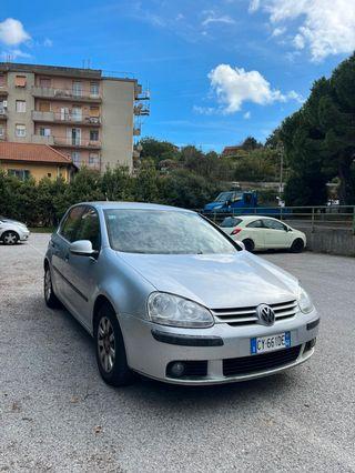 Volkswagen Golf 1.6 16V FSI 5p. Comfortline