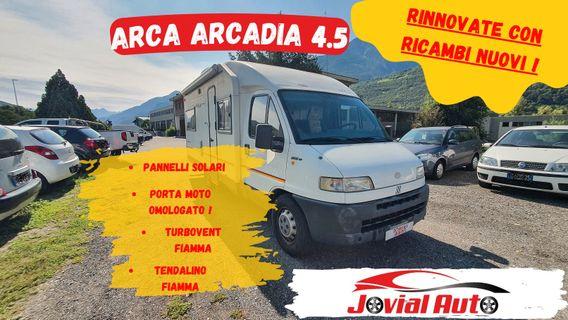 Arca Arcadia 4.5 con porta moto