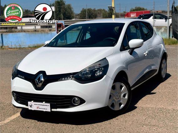 Renault Clio 1.2 75CV GPL - NEOPATENTATI 2014