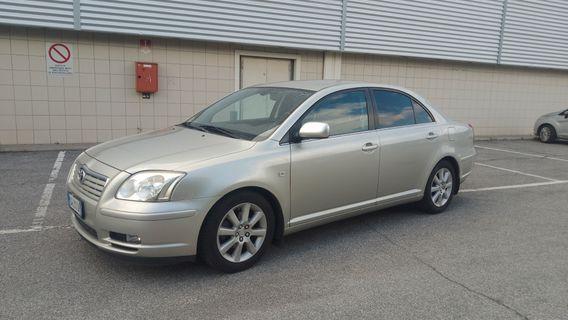 Toyota avensis 1.8 BZ GPL valido 2028 anno 05 bella