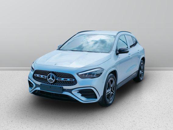 Mercedes-Benz GLA 180 d Automatic