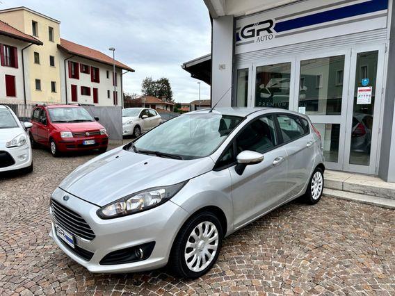 Ford Fiesta 1.5TDCi 75CV 5P - Neopatentati