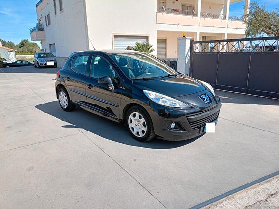 Peugeot 207 Plus 1.4 8V 75CV 5p. ECO GPL