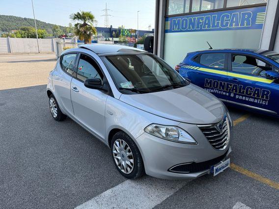 Lancia Ypsilon 1.2 Doppio tetto panoramico apribile