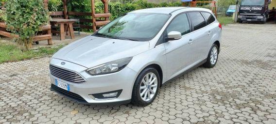 Ford Focus 1.5 tdci Business s&s 120cv