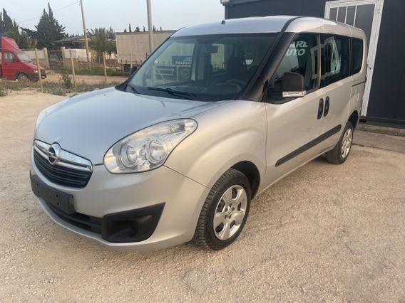 Opel combo 1.6 MJT 16V 90CV Dynamic 12/2013