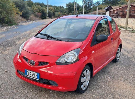 Toyota Aygo 1.0 12V VVT-i 3 porte Now