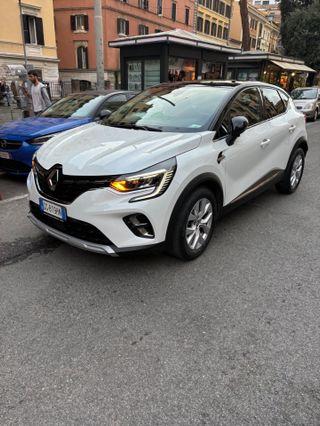 Renault Captur Hybrid E-Tech 140 CV Intens