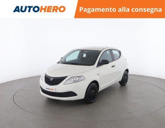 LANCIA Ypsilon 1.0 FireFly 5 porte S&S Hybrid Ecochic Silver