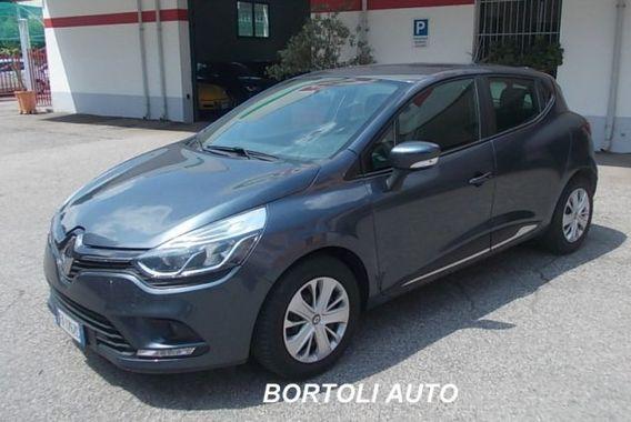 RENAULT Clio TCe 75cv 49.000 KM BUSINESS IDONEA NEOPATENTATI