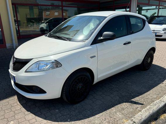 Lancia Ypsilon 1.2 69 CV 5 porte Elefantino Blu