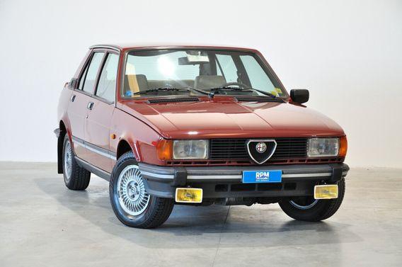 Alfa Romeo Giulietta 1.6 targhe nere MI